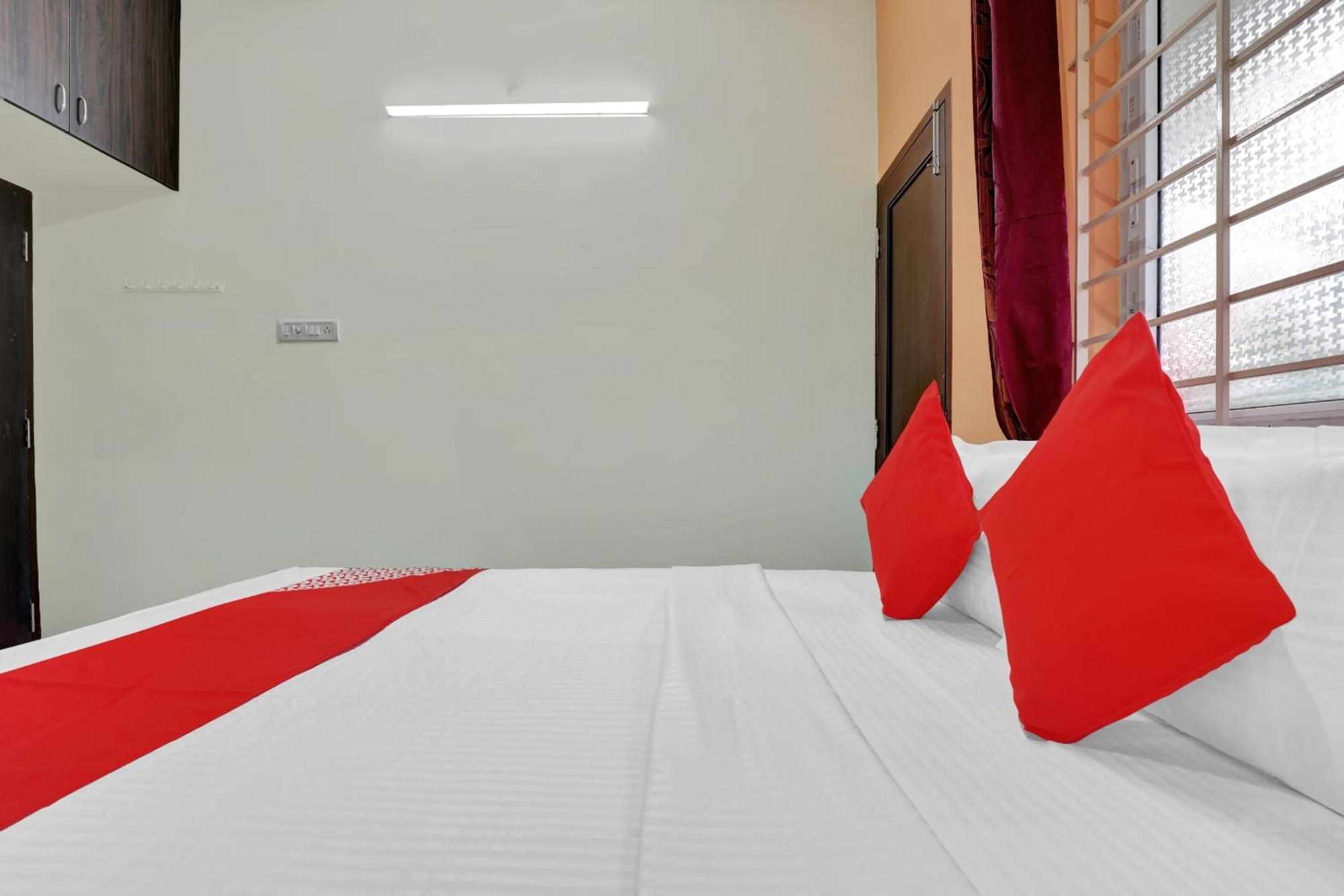 Hotel O Kb Residency Gūduvāncheri Extérieur photo